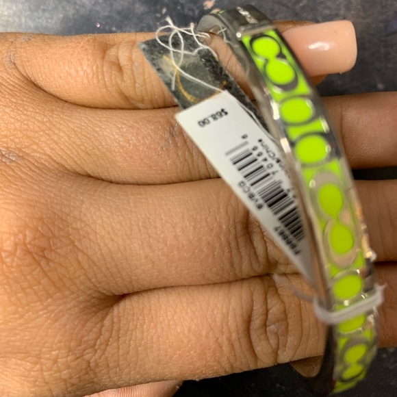 Coach Bracelet - Picture 2 of 6